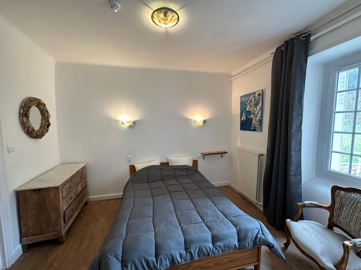 Hl Hotel De La Loire Goudet Экстерьер фото